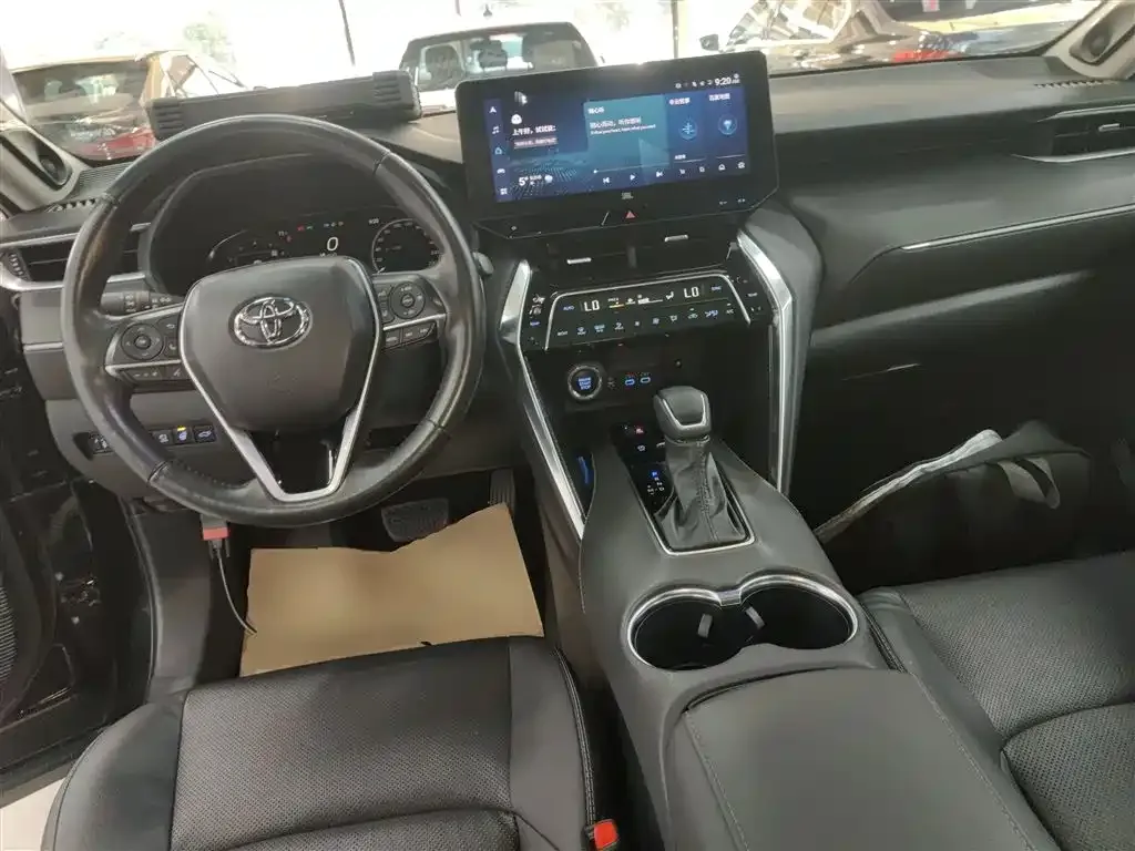 Toyota Venza 2022 из CN, фото 10