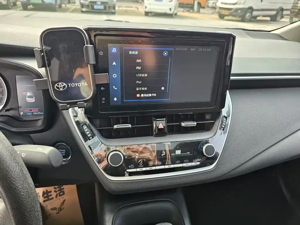 Toyota Levin 2022 из CN, фото 10