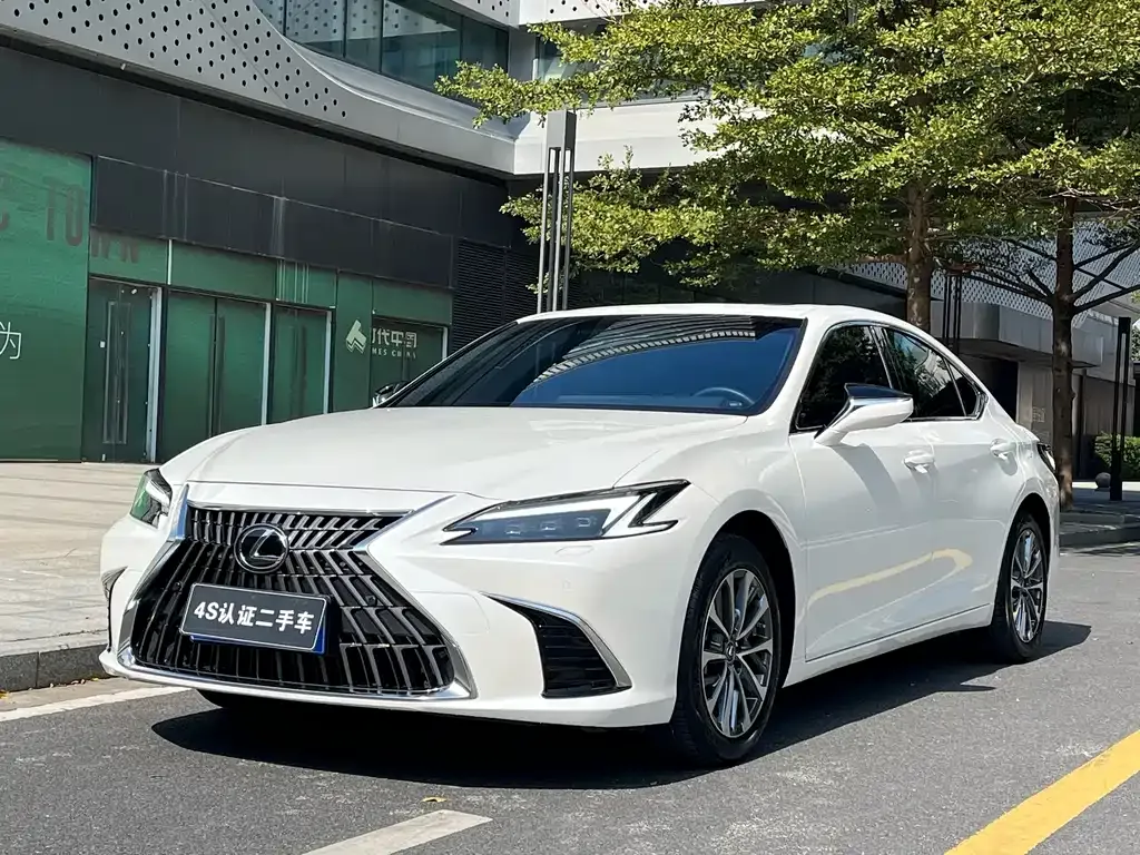 Lexus ES 2025 из CN, фото 1