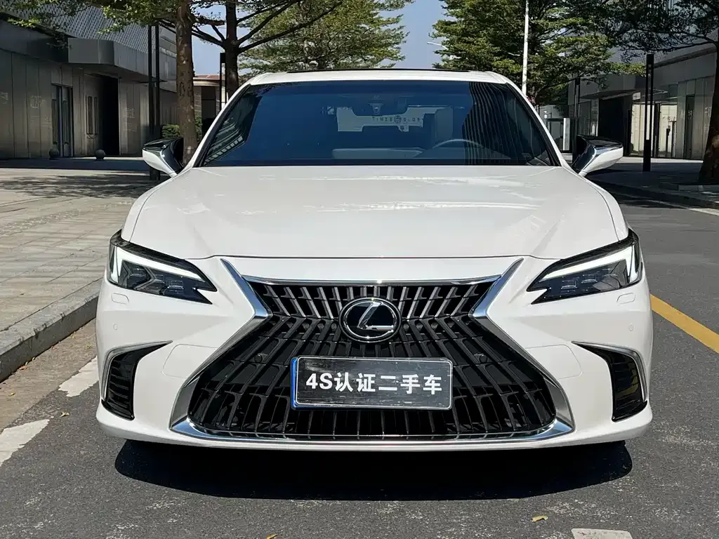 Lexus ES 2025 из CN, фото 10