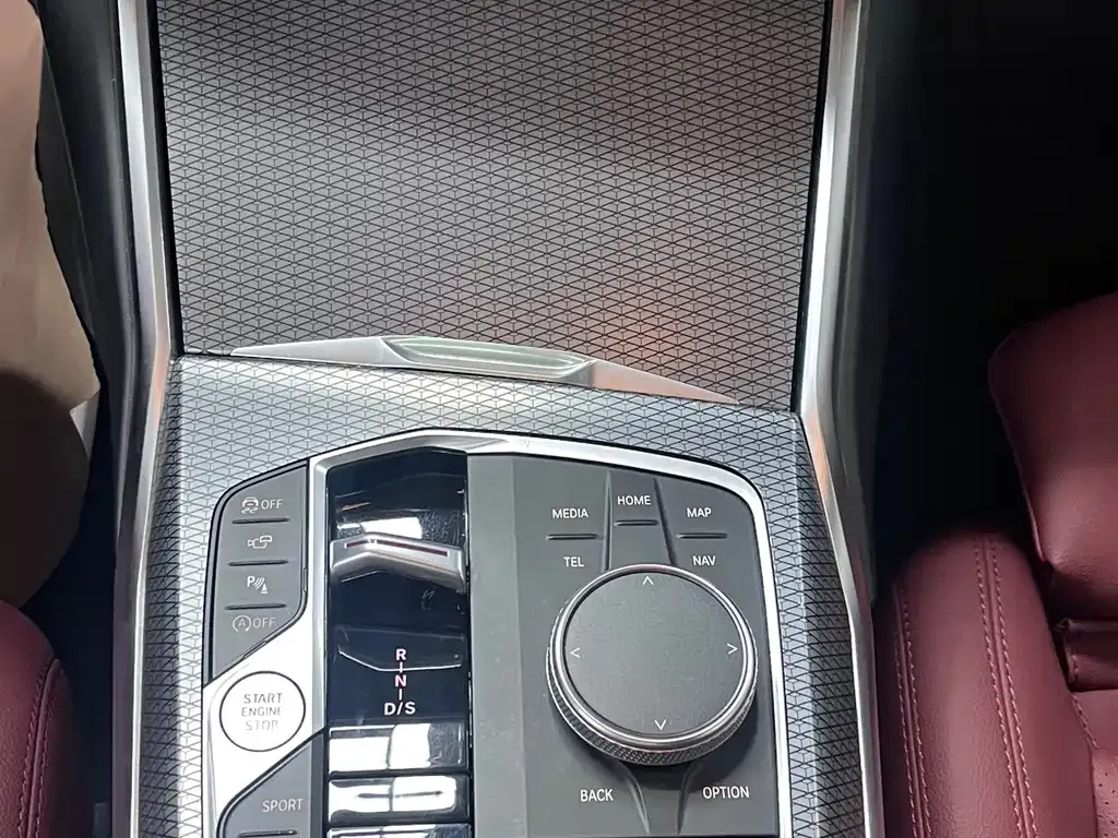 BMW 3 Series 2023 из CN, фото 9