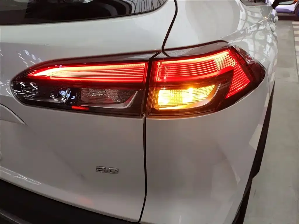 Toyota Frontlander 2022 из CN, фото 7