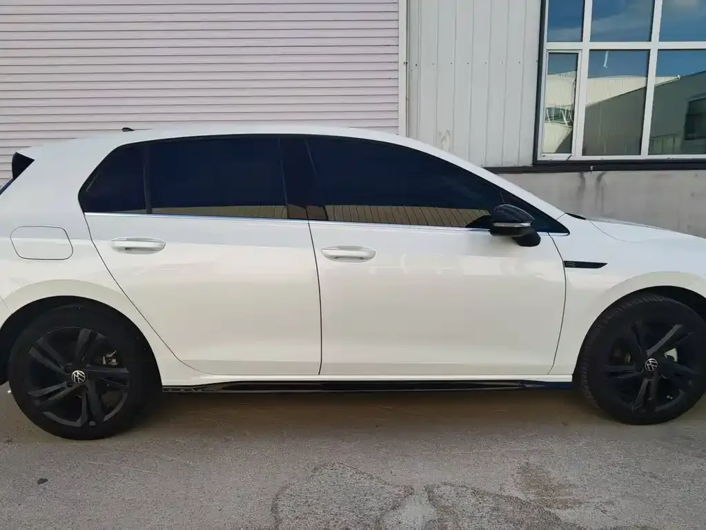 Volkswagen Golf 2023 из CN, фото 8