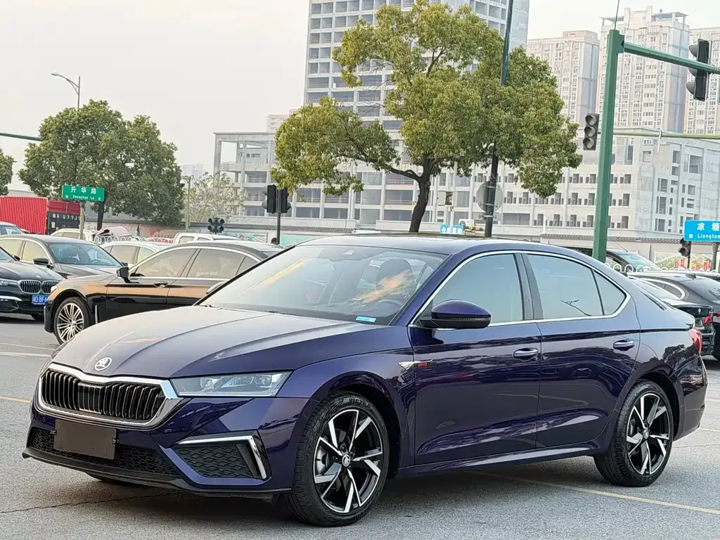 Skoda Octavia 2022 из CN, фото 1