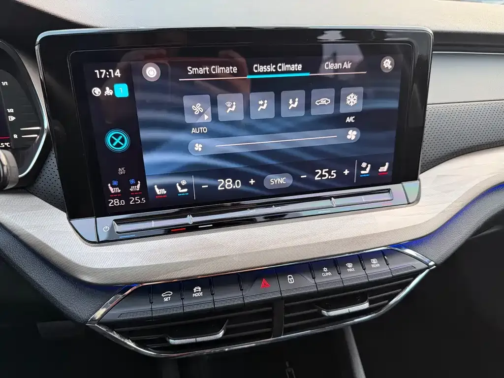 Skoda Octavia 2022 из CN, фото 7