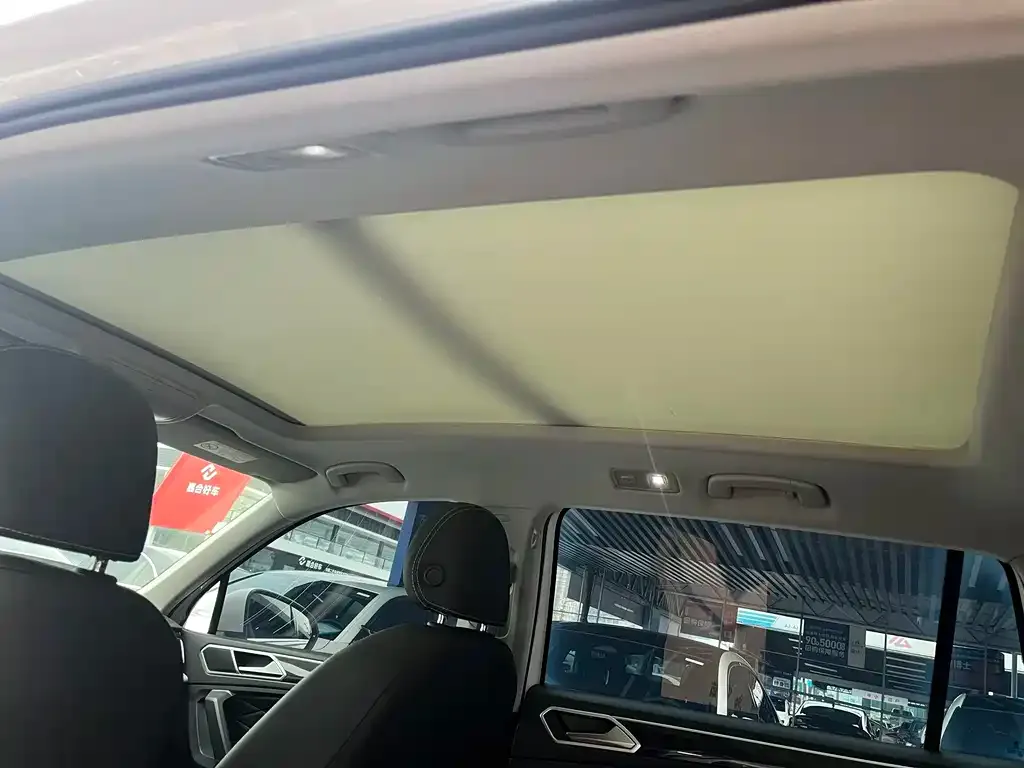 Volkswagen Tiguan L 2022 из CN, фото 3