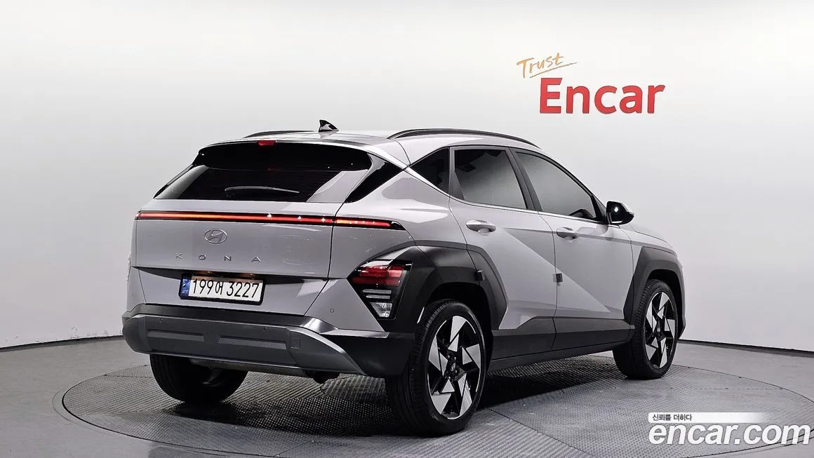 Hyundai Kona — фото 7
