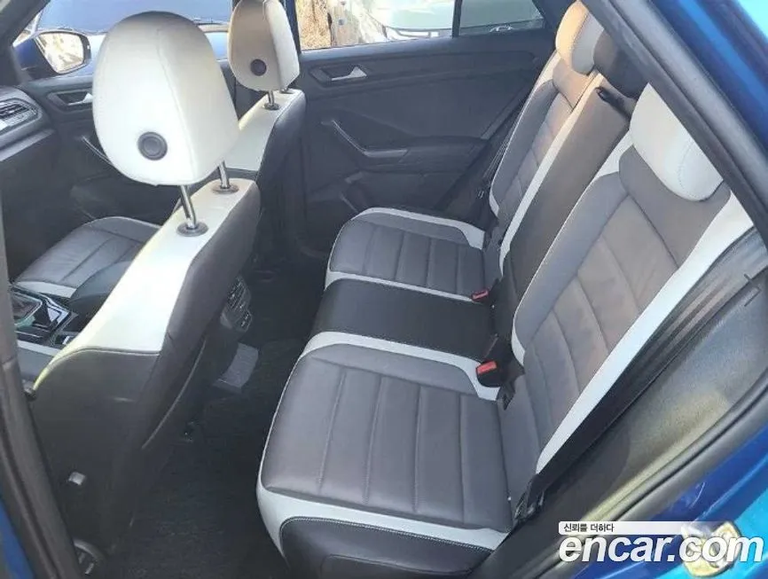 Volkswagen T-Roc 2021 из KR, фото 2