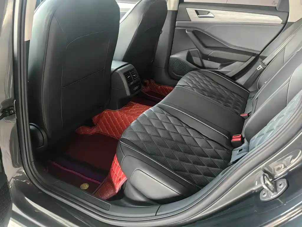 Volkswagen Sagitar 2023 из CN, фото 8