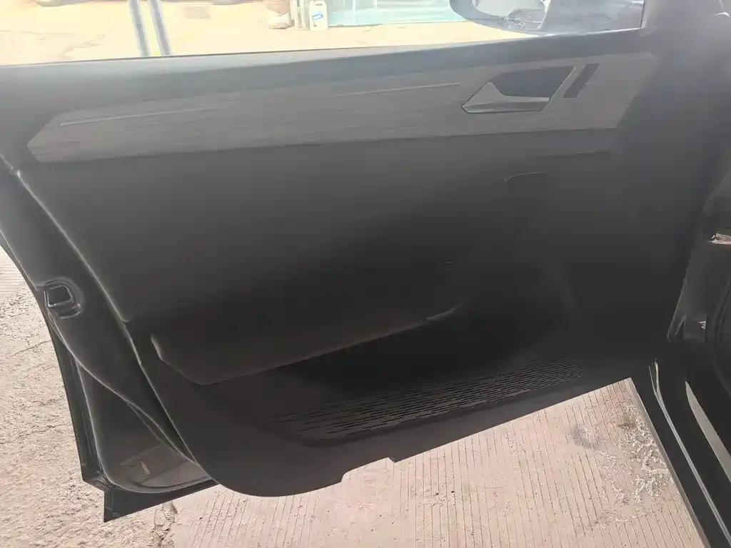 Volkswagen Sagitar 2023 из CN, фото 2