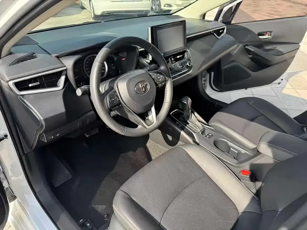 Toyota Corolla 2021 из CN, фото 7