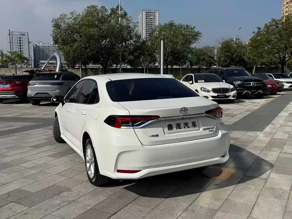 Toyota Corolla 2021 из CN, фото 10