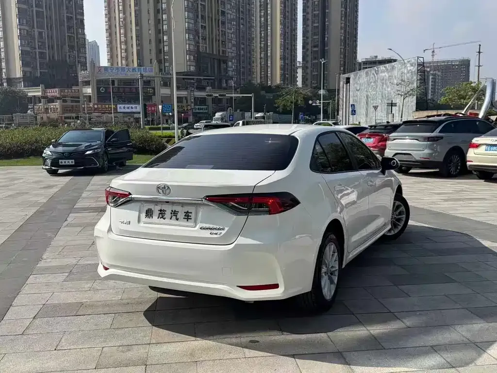 Toyota Corolla 2021 из CN, фото 9