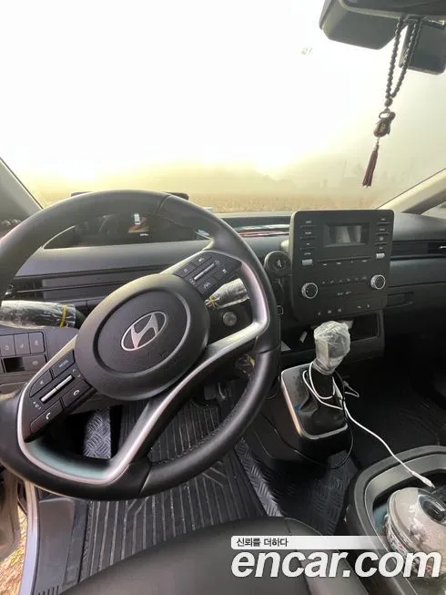 Hyundai Staria — фото 3