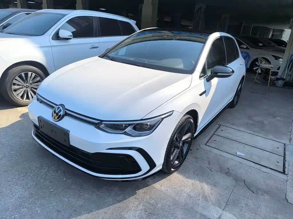 Volkswagen Golf 2021 из CN, фото 1