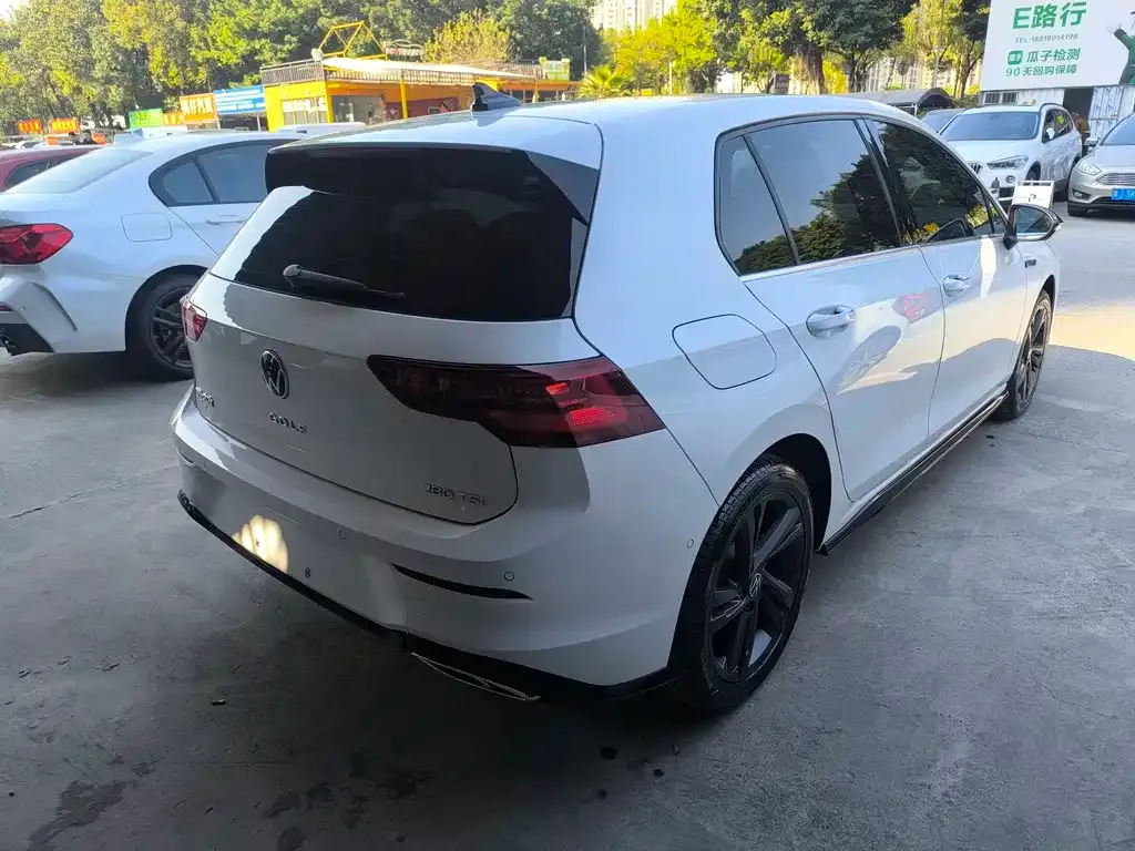 Volkswagen Golf 2021 из CN, фото 3