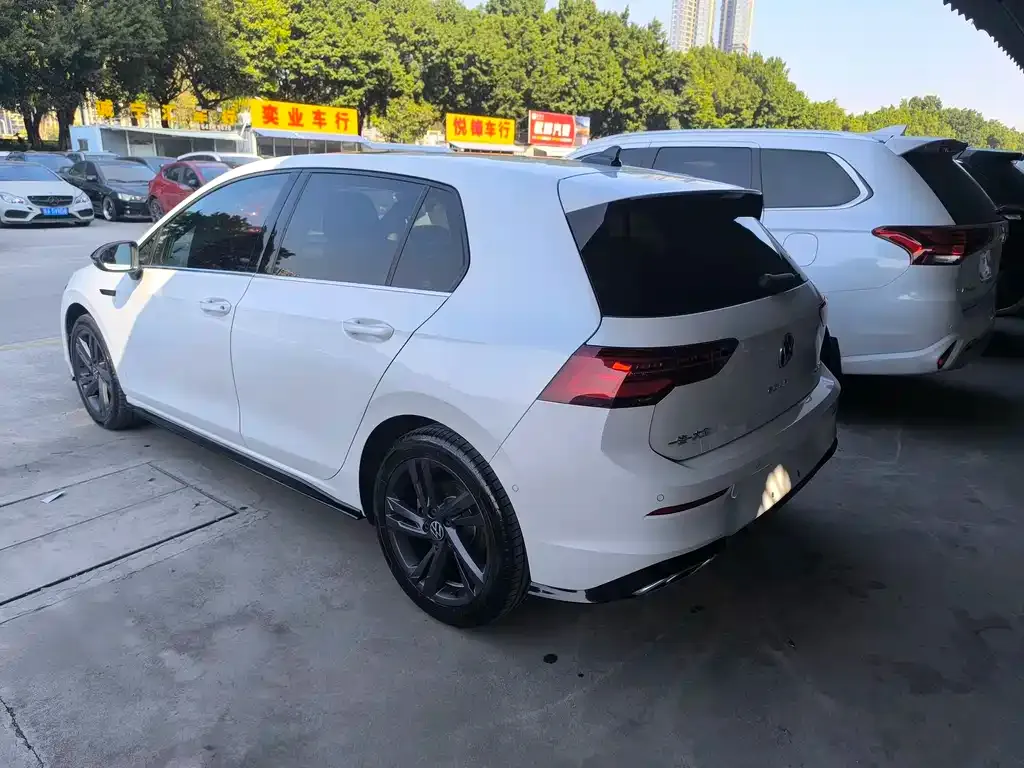 Volkswagen Golf 2021 из CN, фото 8