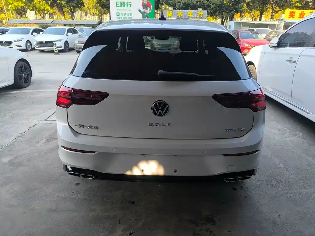 Volkswagen Golf 2021 из CN, фото 7