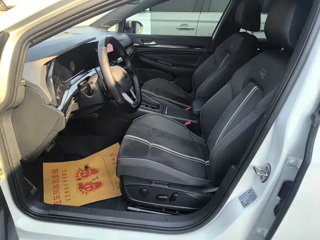 Volkswagen Golf 2021 из CN, фото 6