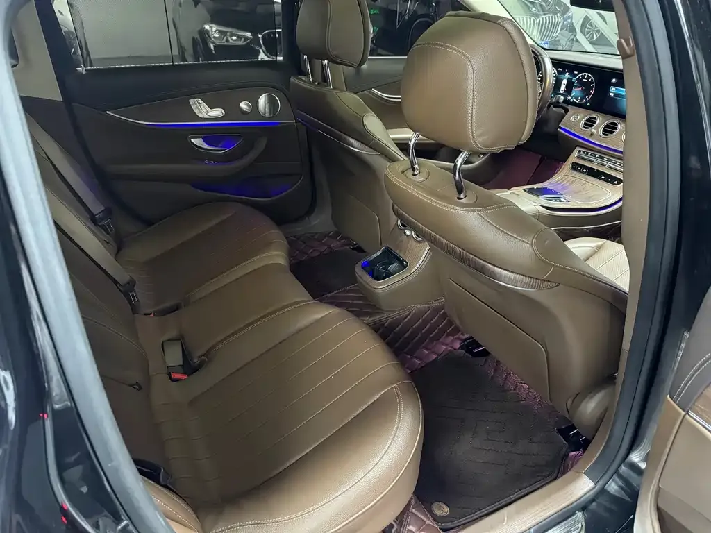 Mercedes-Benz E-Class 2023 из CN, фото 5
