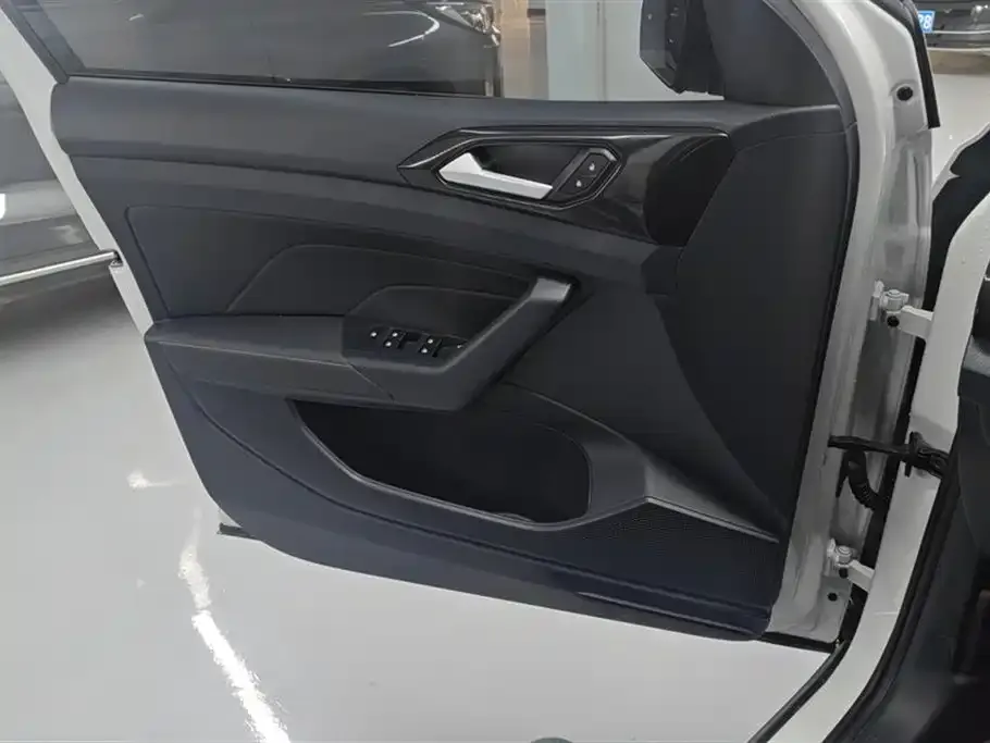 Volkswagen Tharu 2025 из CN, фото 10