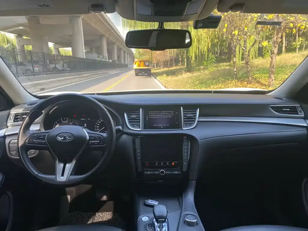 Infiniti QX50 2021 из CN, фото 4