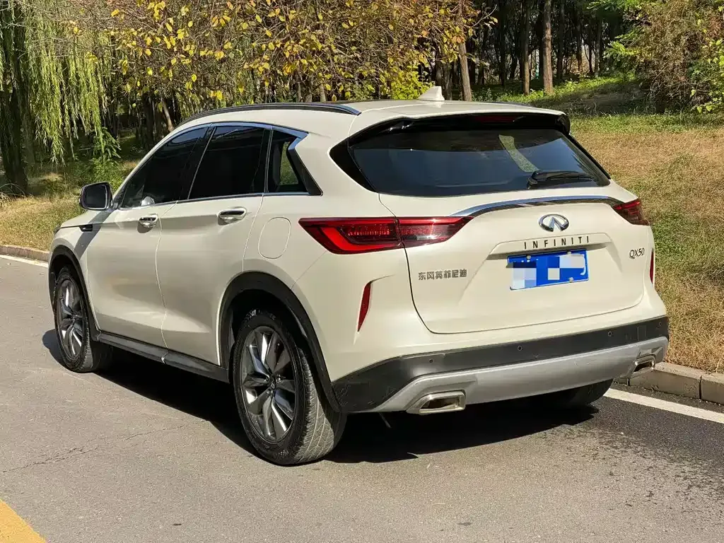 Infiniti QX50 2021 из CN, фото 10