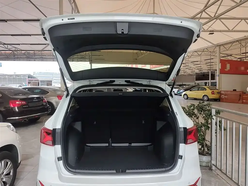 Jetta VS7 2024 из CN, фото 9