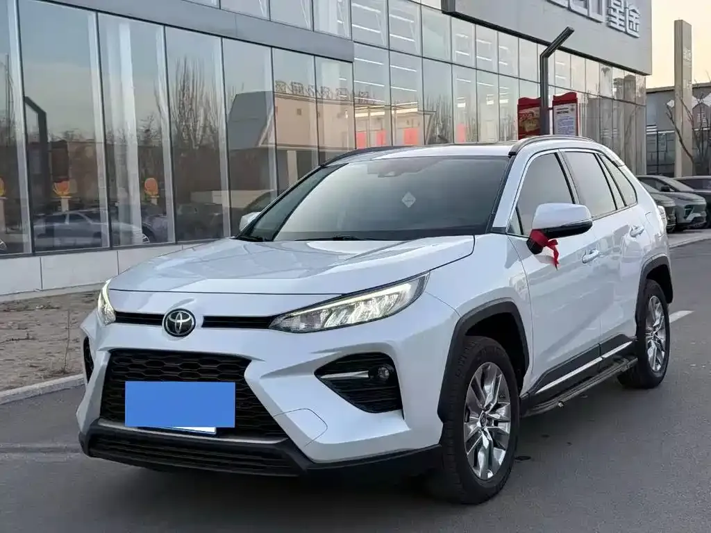 Toyota Wildlander — фото 1
