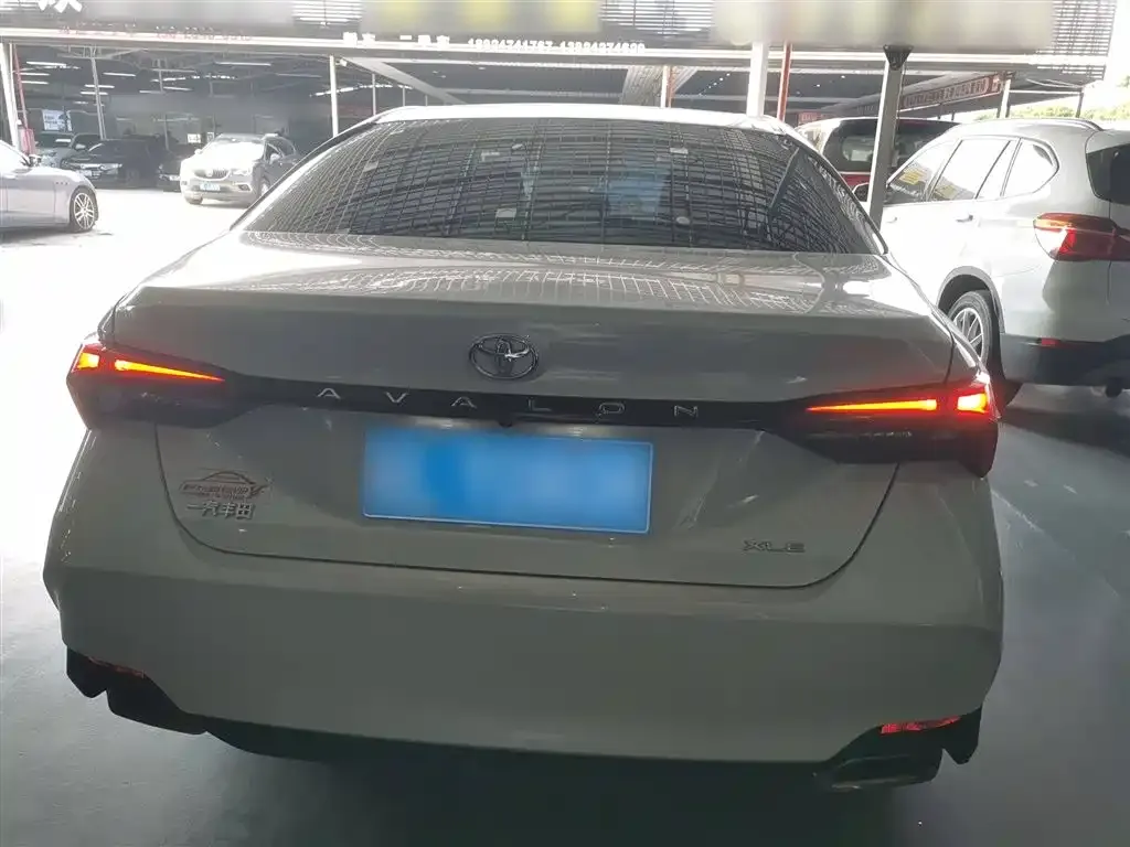 Toyota Avalon 2021 из CN, фото 6