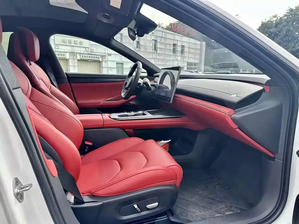 Xiaomi SU7 2025 из CN, фото 9