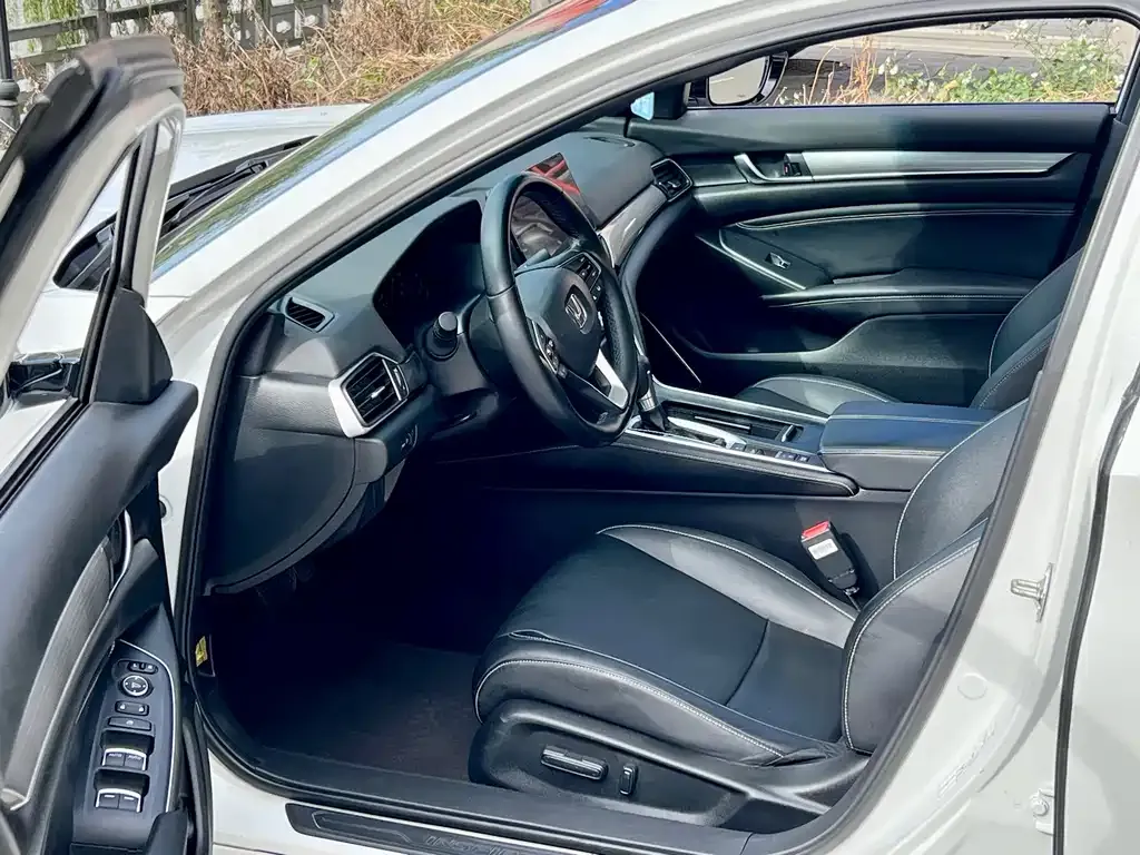 Honda Inspire 2022 из CN, фото 7