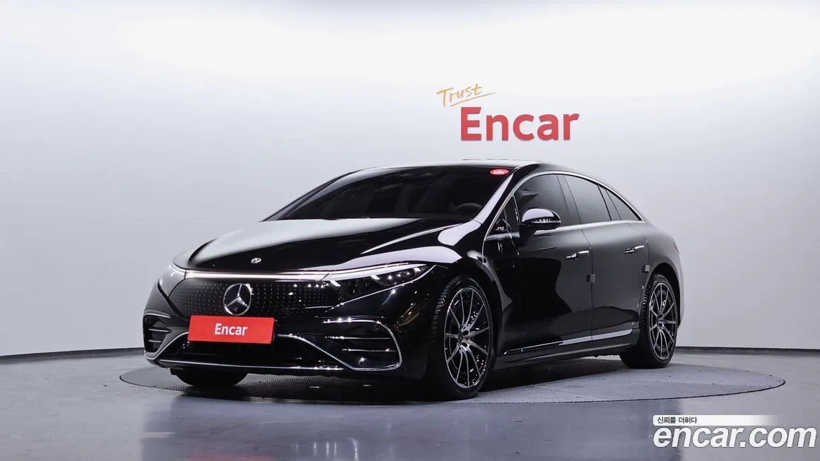 Mercedes-Benz EQS — фото 1