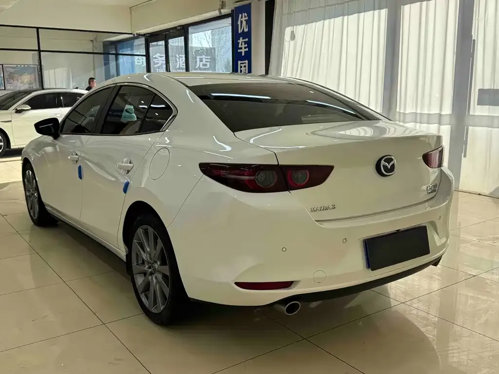 Mazda 3 Axela 2022 из CN, фото 4