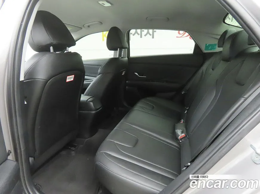 Hyundai AVANTE 2023 из KR, фото 5