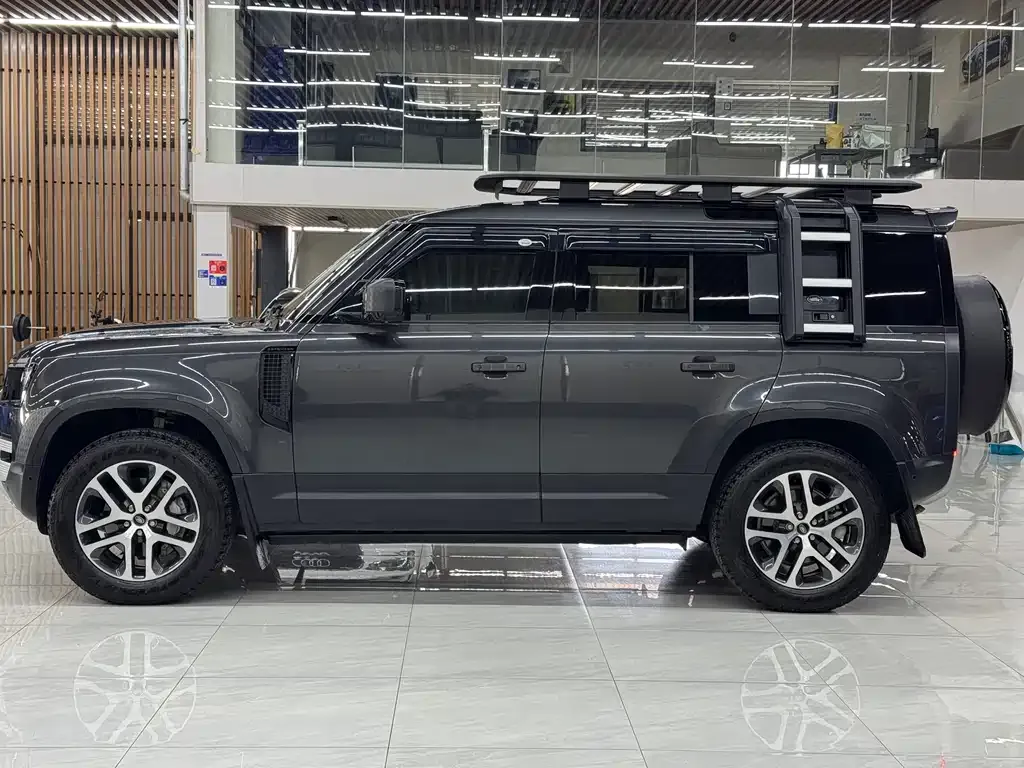Land Rover Defender 2024 из CN, фото 7