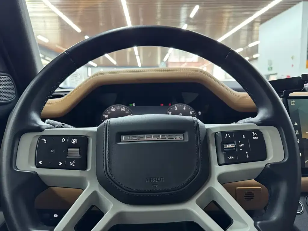 Land Rover Defender 2024 из CN, фото 5