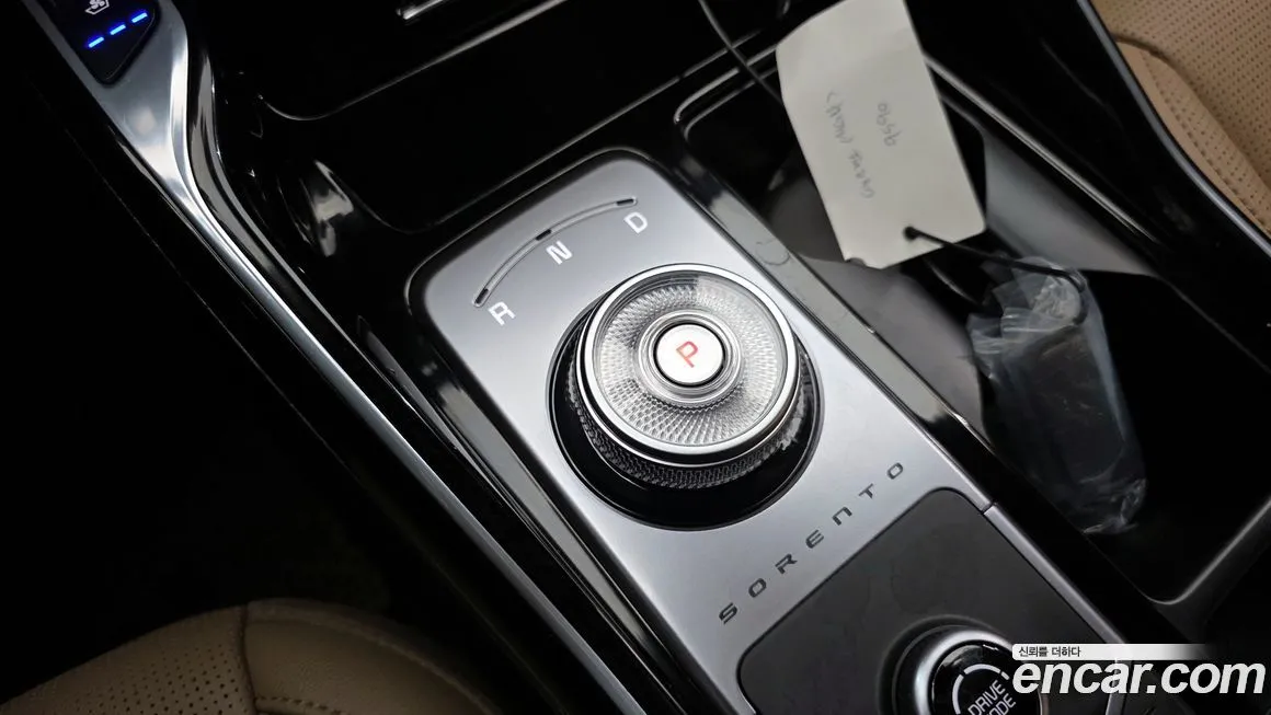 Kia Sorento — фото 6