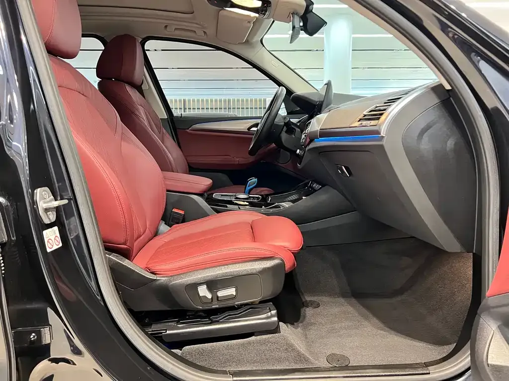 BMW iX3 2023 из CN, фото 5