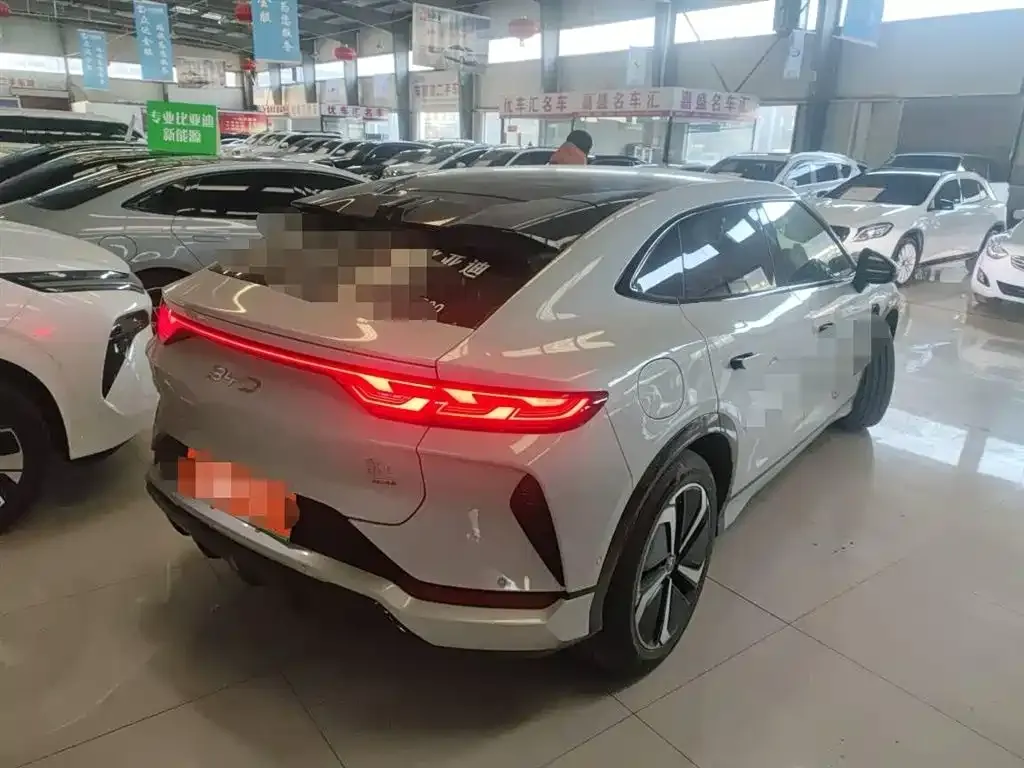 BYD L EV 2025 из CN, фото 4
