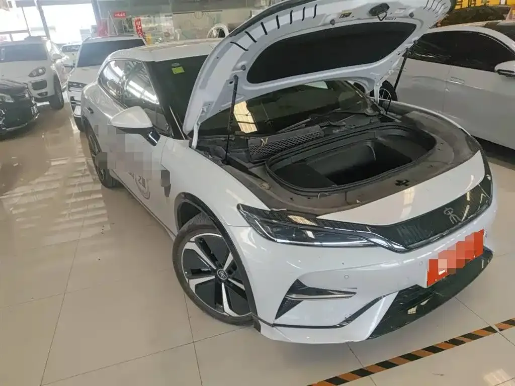 BYD L EV 2025 из CN, фото 2