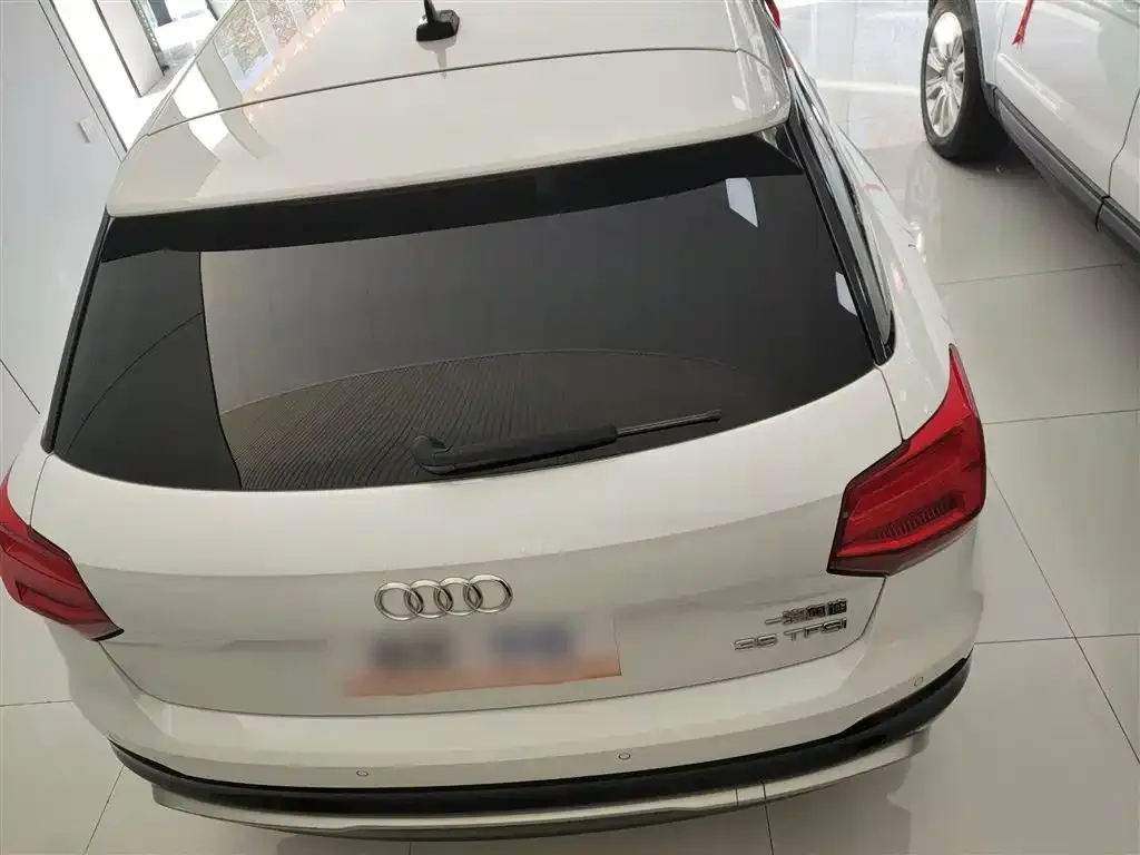 Audi Q2L 2021 из CN, фото 3