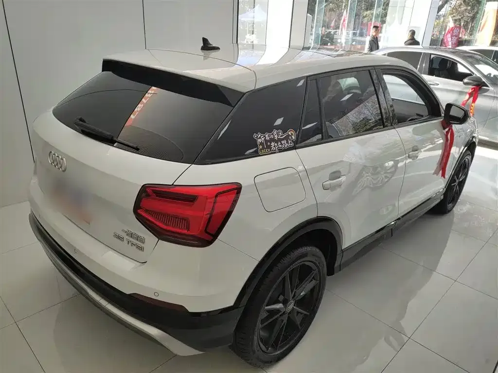 Audi Q2L 2021 из CN, фото 6