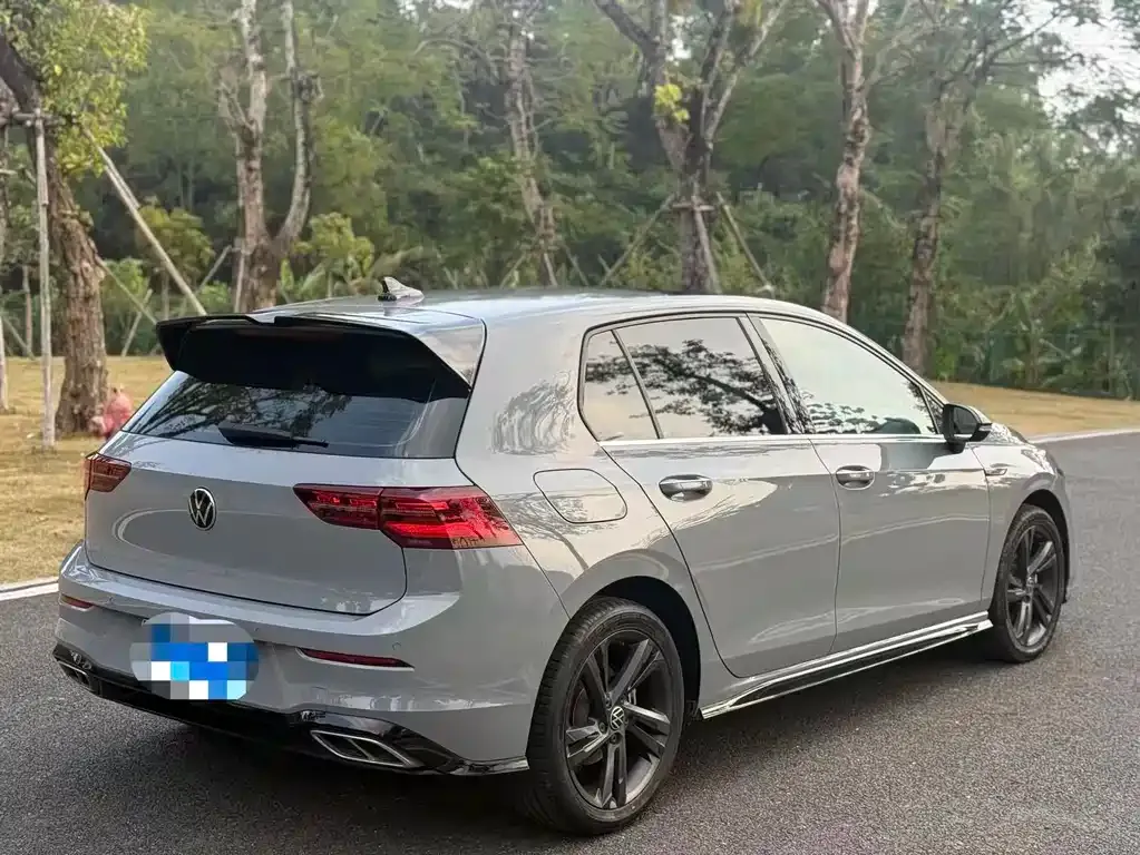 Volkswagen Golf 2021 из CN, фото 2