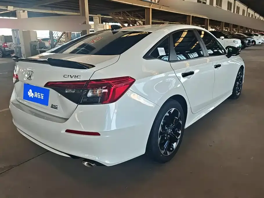 Honda Civic 2024 из CN, фото 3