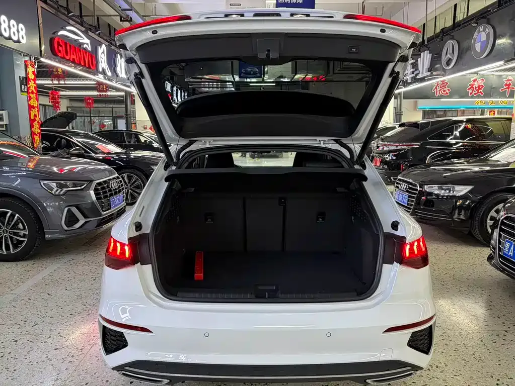 Audi A3 2022 из CN, фото 9