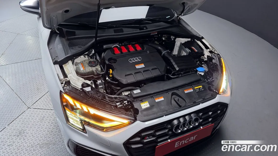 Audi S3 2023 из KR, фото 9