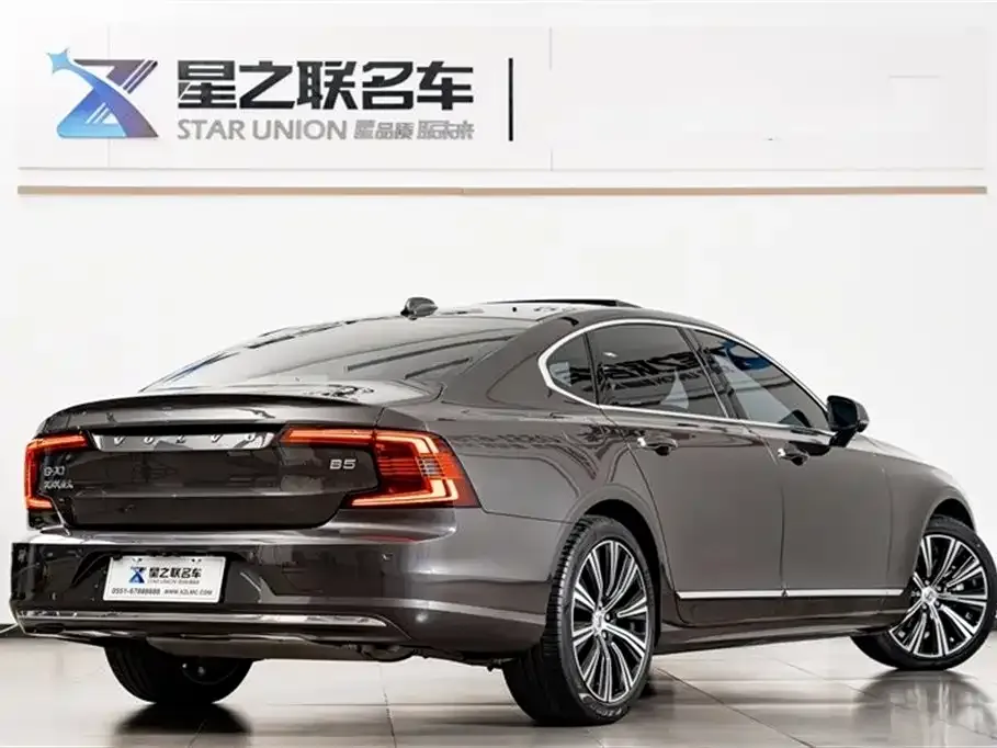 Volvo S90 2022 из CN, фото 4