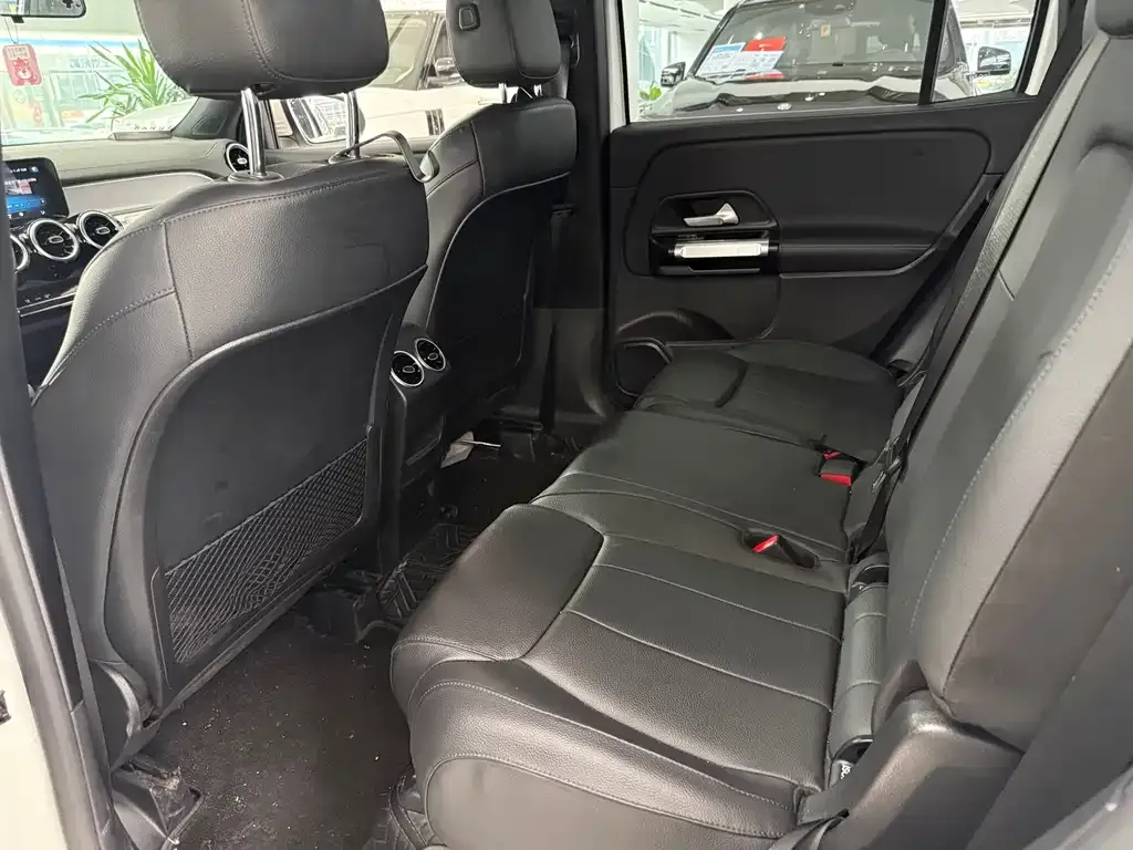 Mercedes-Benz GLB 2023 из CN, фото 10
