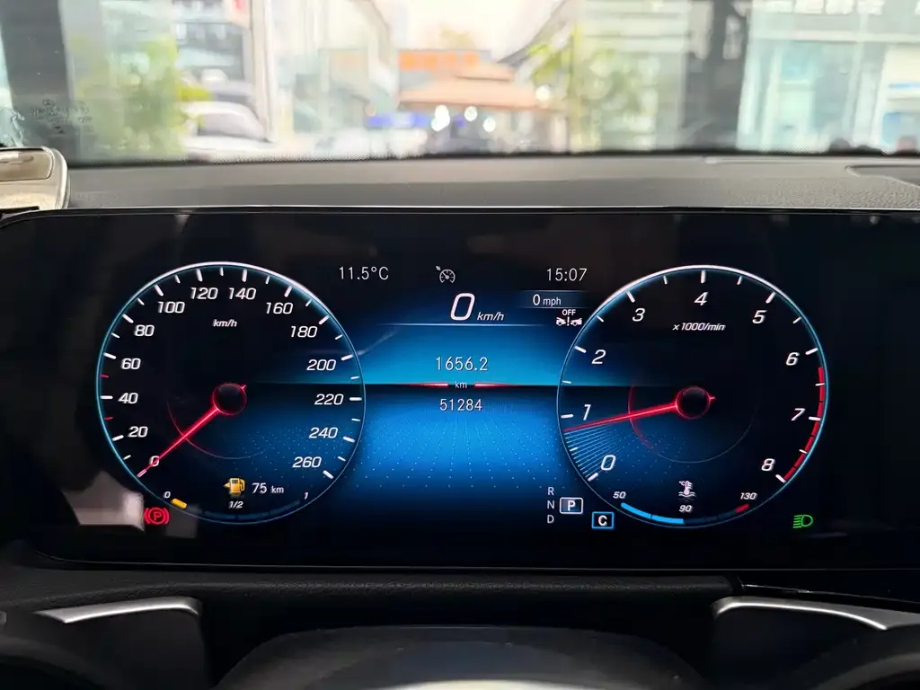 Mercedes-Benz GLB 2023 из CN, фото 2